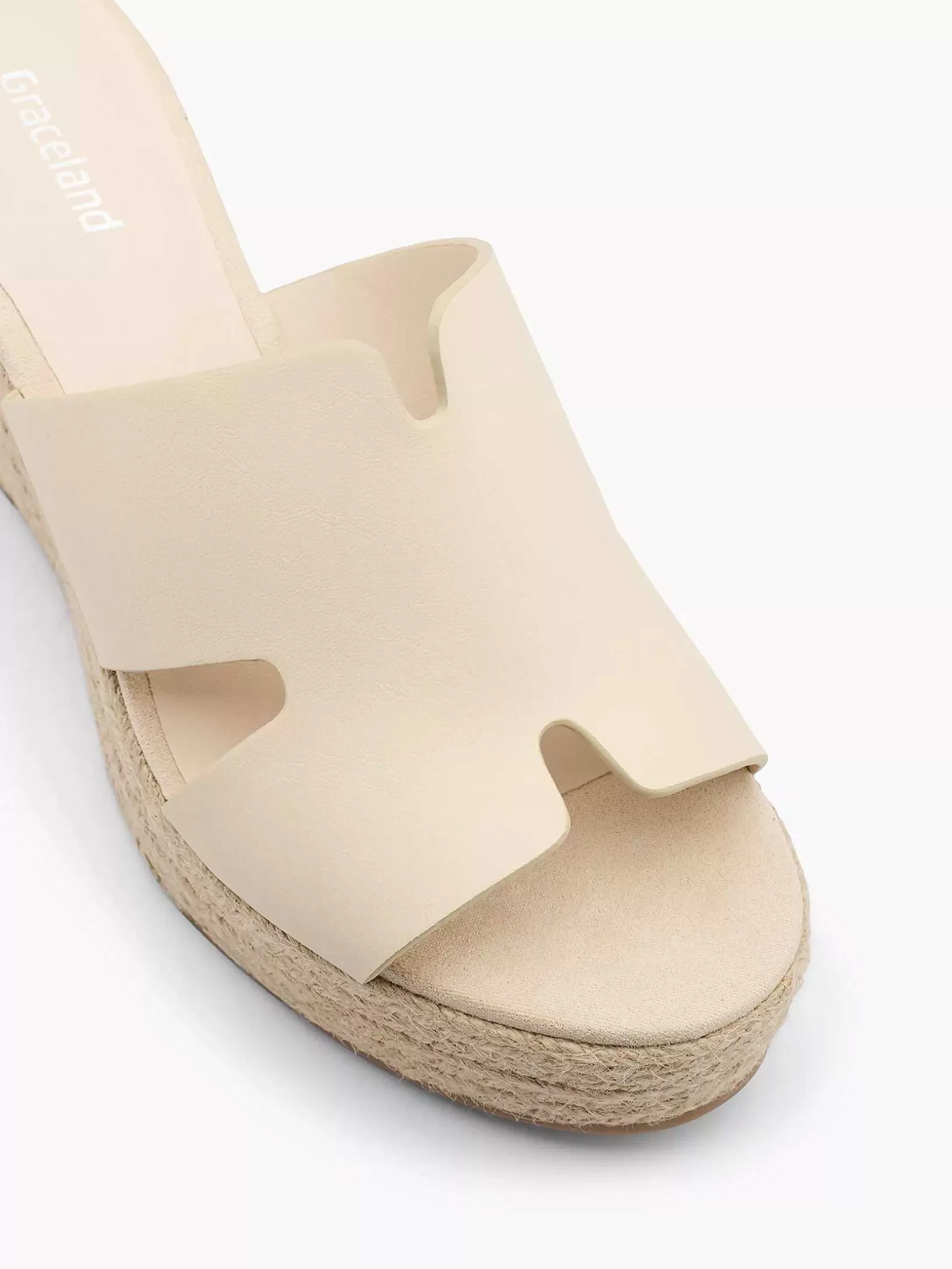 Flip-Flops | Graceland Beiger Slipper Mit Keilabsatz